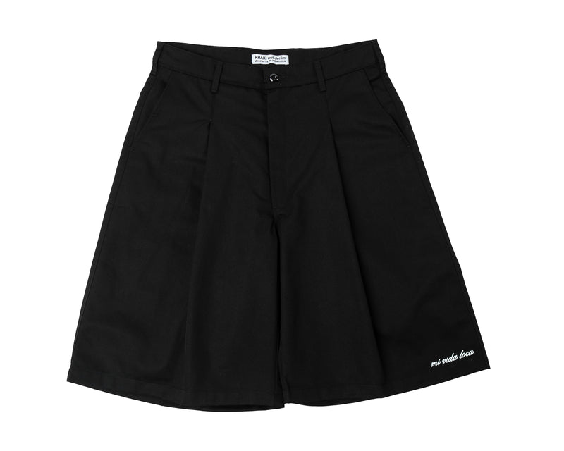 WIDE PLEATED SHORTS
